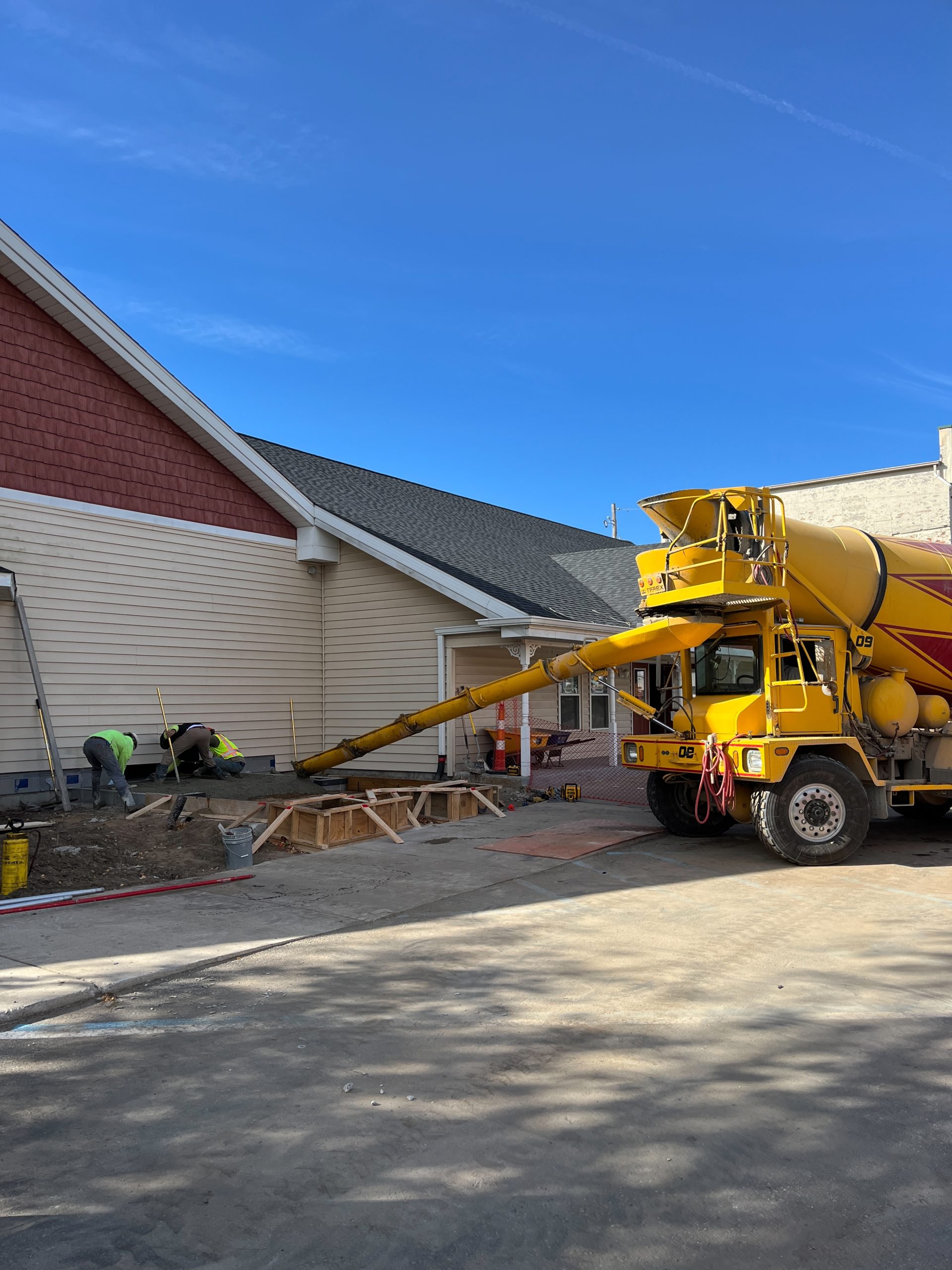 Concrete Pour at Briggs District Library